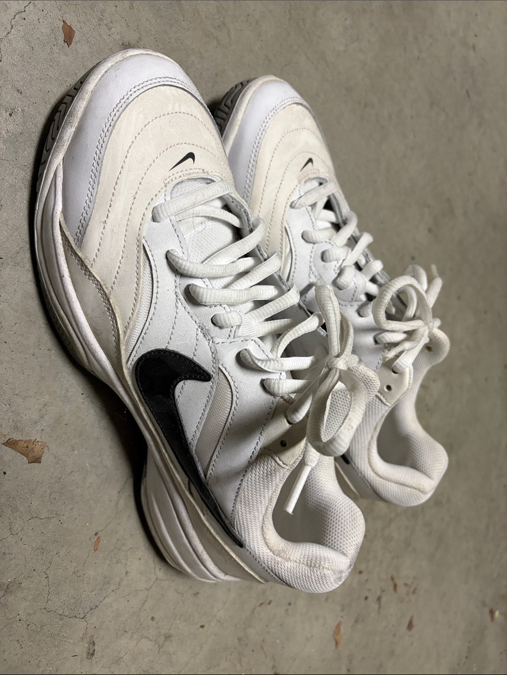 Nike Men's White Sneakers with Black Swoosh tennis shoes